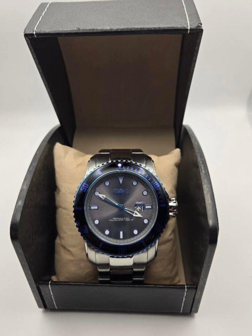 Invicta 15077 Pro Diver 48.8mm Black & Blue Quartz Men's Watch
